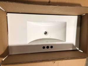 lot 17 image: Ceramic Basin  Customer Returns See Pictures