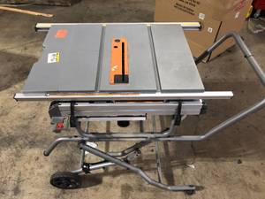 lot 9 image: Ridgid Saw Table  Customer Returns See Pictures