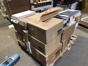 lot 10 image: Pallet of Mixed Assorted Flooring Various Models and Conditions   Customer Returns See Pictures