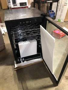 lot 29 image: Vissani 4.3 Cu. ft. Wine and Beverage Cooler in Stainless Steel  Customer Returns See Pictures