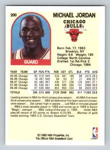 lot 34 image: Michael Jordan 1989 NBA Hoopes #200 Basketball Card
