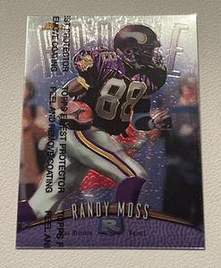 lot 84 image: Randy Moss RC 1998 Topps Finest #135 Rookie Minnesota Vikings Football Card