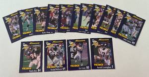 lot 247 image: Minnesota Vikings 1999 Burger King Set - 15 Cards - Moss, Carter, Cunningham, and more, Football Cards