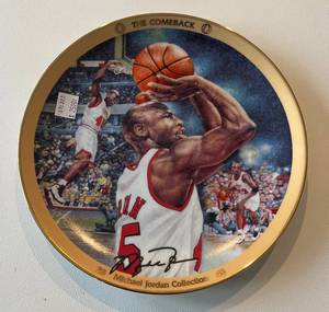 lot 71B image: Michael Jordan The Comeback Plate, Numbered Special Edition By Upper Deck Bradford Exchange Basketball