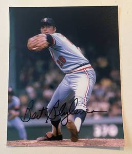 lot 95B image: Bert Blyleven Signed 8x10 Photo Minnesota Twins Baseball