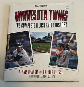 lot 257A image: Minnesota Twins The Complete Illustrated History Hard Cover Book, Baseball