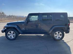 2008 Jeep Wrangler Unlimited Sahara - 4X4 - 2 OWNERS - MANUAL