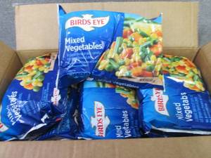 12- 16 oz pkg FROZEN Birds Eye Clas...