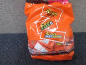 32.06 oz Bag Reeses Snack Size...