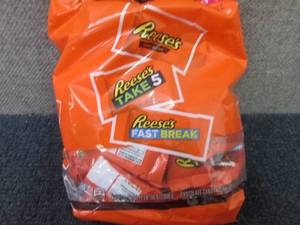 32.06 oz Bag Reeses Snack Size...