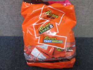 32.06 oz Bag Reeses Snack Size...