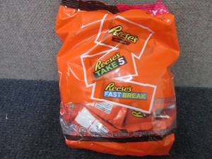 32.06 oz Bag Reeses Snack Size...