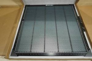 lot 12 image: DoFiki Honey Comb Lazer Bed 460mmx460mm