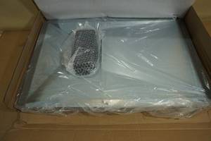 lot 105 image: Uniflasy Universal Grease Tray with Catch Pan