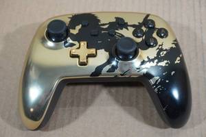 lot 129 image: Power A Nintendo Switch Legend Of Zelda Enhanced Wireless Controller Black Gold