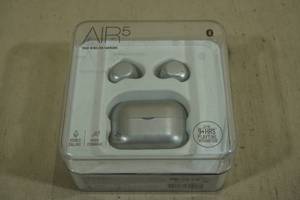 lot 196 image: Air 5 True Wireless Earbuds
