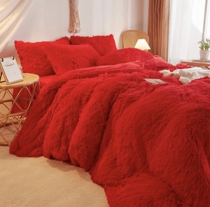 lot 50 image: Faux Fur Duvet Cover with Two Pillowcases -Red, King