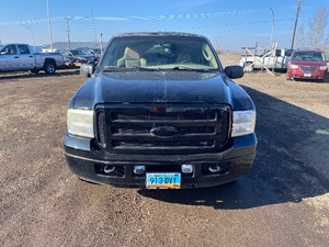2005 Ford Excursion Limo