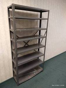 lot 43 image: Metal Shelf