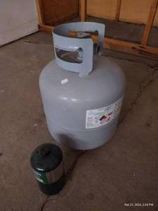 lot 64 image: (2) Propane Tanks