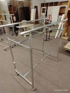 lot 89 image: 2-Pole Rolling Clothes Rack