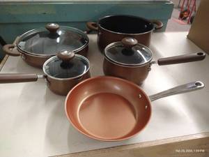 lot 203 image: Cookware Lot w Nuwave Skillet