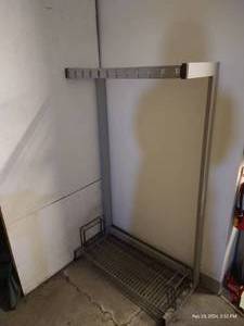 lot 233 image: Metal Coat Rack