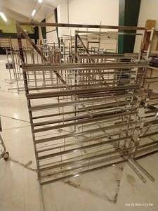 lot 262 image: Up or Down Shoe Racks