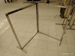 lot 301 image: Square Elbow Display Rack