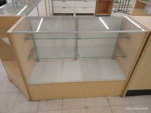 lot 327 image: Glass Display Case