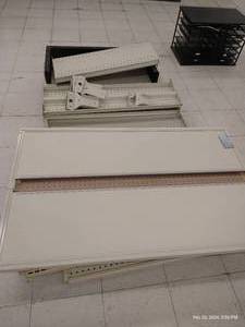 lot 413 image: Endcap & Parts