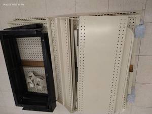 lot 414 image: Endcaps & Parts