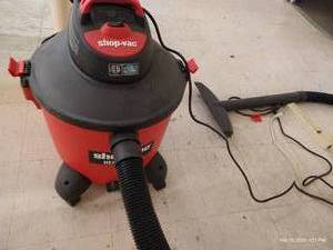 lot 418 image: Like New Shop Vac