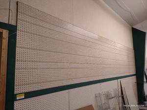 lot 421 image: Wall of Peg Board