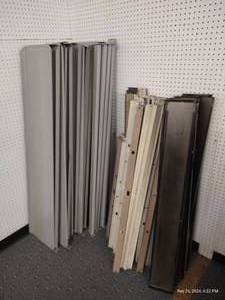lot 438 image: Large Lot of Extra Shelf Parts & Shelves