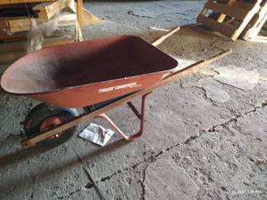 lot 446 image: Red True Temper Wheel Barrow