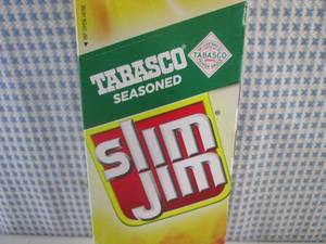 lot 190 image: (B-2) Box of 24 Slim Jim Tabasco Seasoned Smoked Snack Sticks Past Date