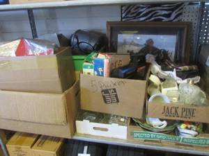 lot 193 image: (EW4) Assorted UnclaimedUnsold Lots