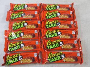 lot 206 image: (B-3) 12 Reeses Take 5 Candy Bars Past Date
