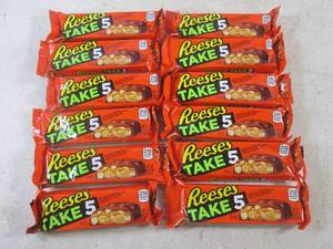 lot 207 image: (B-3) 12 Reeses Take 5 Candy Bars Past Date