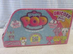 lot 224 image: (C-3) Display of 7 Gummi Pop Surprise with Unicorn Pets Past Date