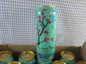 lot 260 image: (B-1) 12 Cans of Arizona Green Tea with Ginseng and Honey 22oz Cans Best by Mid 2025