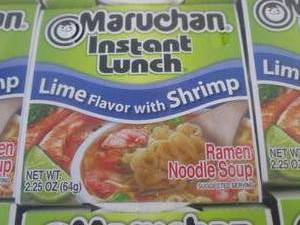lot 262 image: (EC2) Case of 12 Instant Lunch Ramen Noodle Soup Cups Lime with Shrimp Past Date