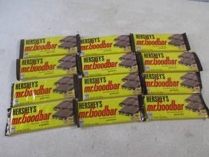 lot 269 image: (B-1) 12 Hersheys Mr Goodbar Candy Bars Past Date