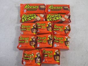 lot 276 image: (B-3) 12 Assorted Reeses Past Date...