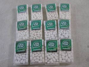 lot 286 image: (B-1) 12 Containers of Tic Tac Freshmints Mints Past Date