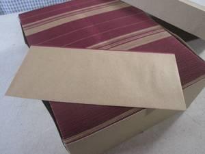 lot 302 image: (CS) Box of 300 Envelopes Legal Size 4 18 x 9 12