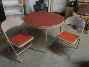 lot 124 image: (FRNT) Vintage The Durham Line Folding Table and 2 Folding Chairs - Table Is 38 58