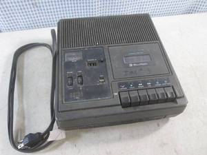 lot 120 image: (CS) Vintage Bell & Howell 3185A Cassette Tape PlayerRecorder - Powers On