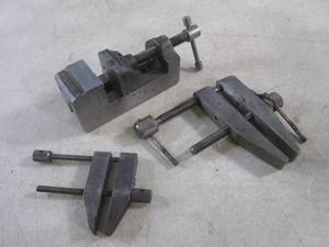 lot 17 image: (EC1) Palmgren 1 12 Machinist Vise and 2 Machinist Clamps